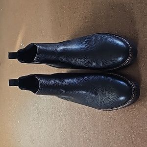Caslon leather chelsea boots